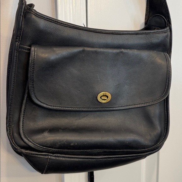Coach Handbags - Vintage Coach Taft 9980 Black Leather Shoulder Bag
